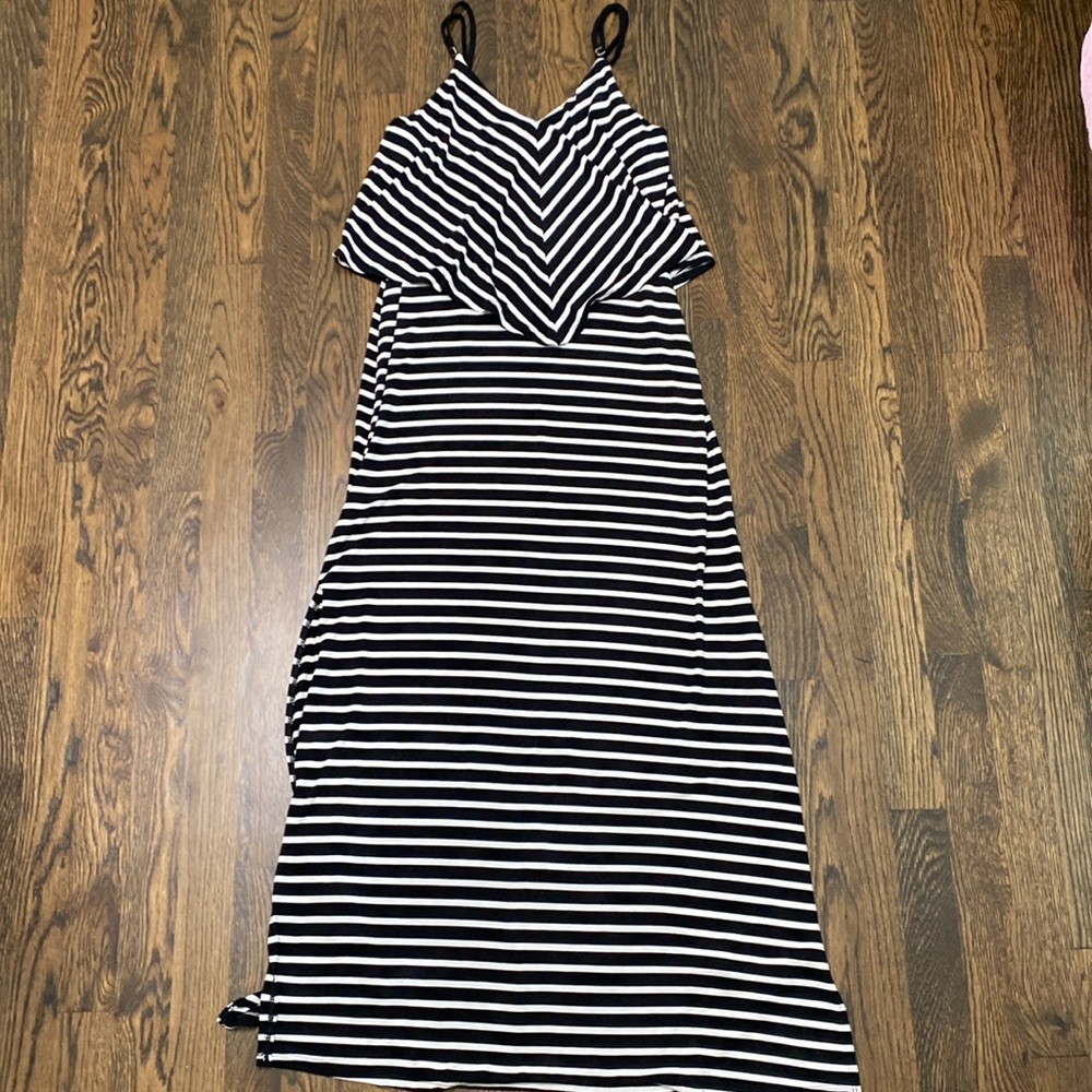 Women’s Maxi Dress size Small